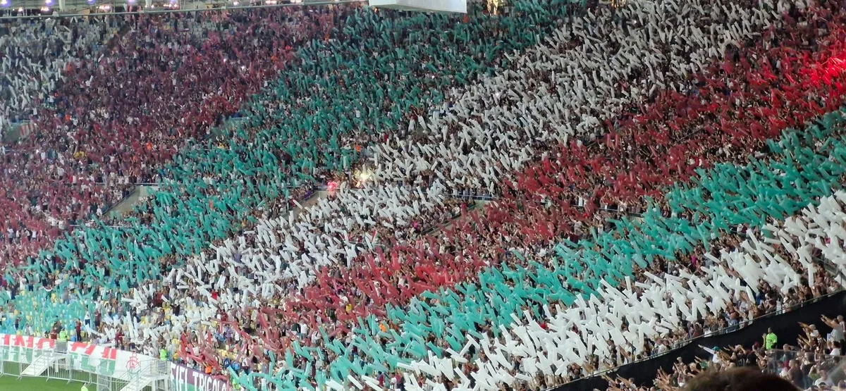 Torcida do Fluminense prepara festa como visitante para jogo da Libertadores; veja detalhes