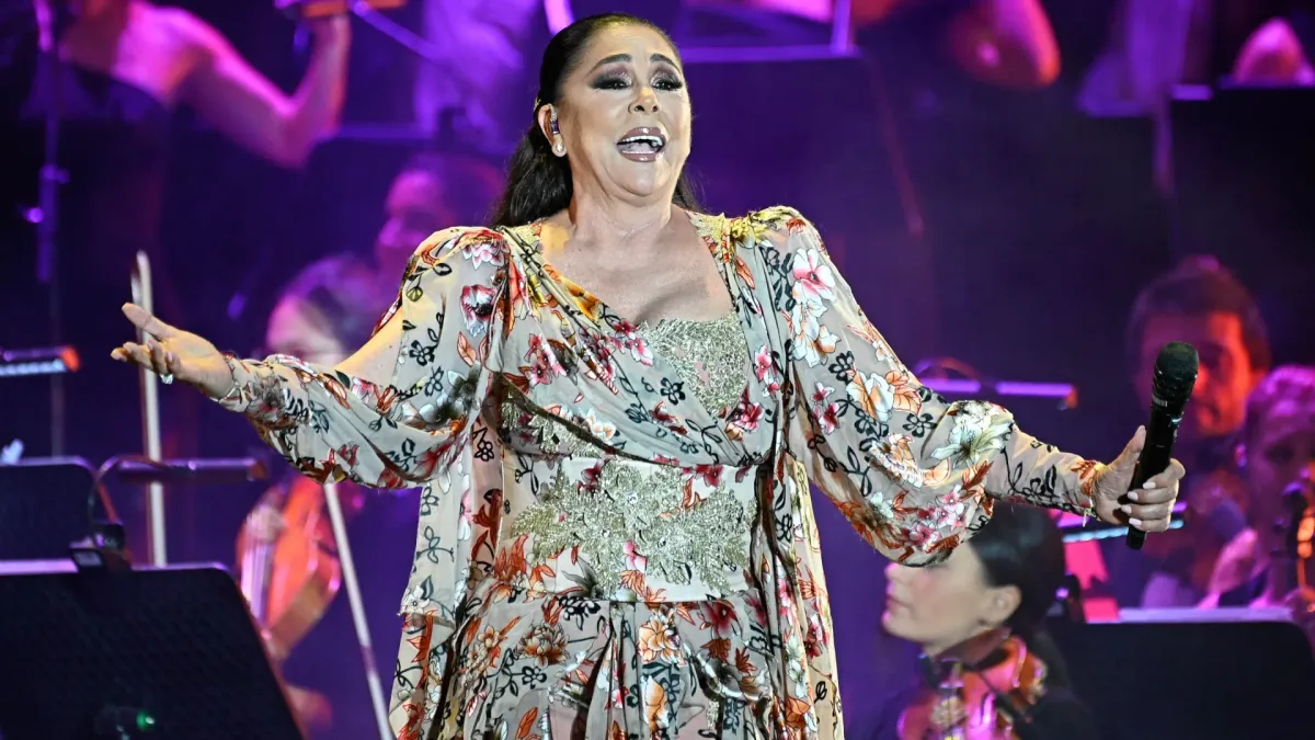 Isabel Pantoja deja en el aire su regreso a los escenarios: "Debemos parar, debemos desconectarnos"