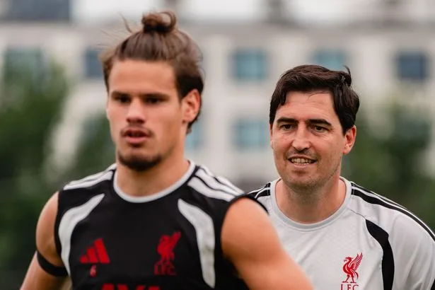 Milos Kerkez gives Andoni Iraola verdict as Arne Slot's issues at Liverpool become clearer