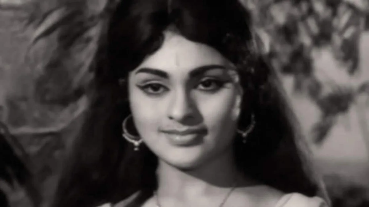 She Thought The Accidental Nudity Scene Would Be Deleted, But It Made The Final Cut. Then, Malayalam Cinema's 'Marilyn Monroe' Died By Suicide At 21