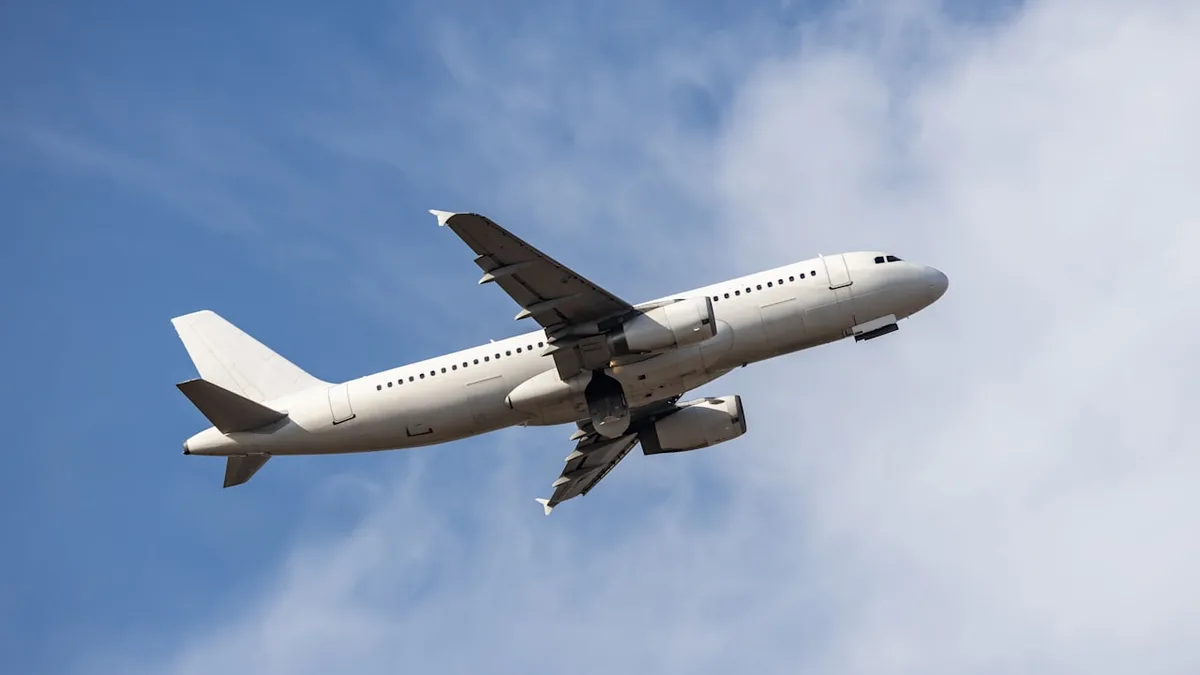 Von Deutschland nach Spanien - Neue Billig-Airline verspricht Flüge ab 19 Euro!