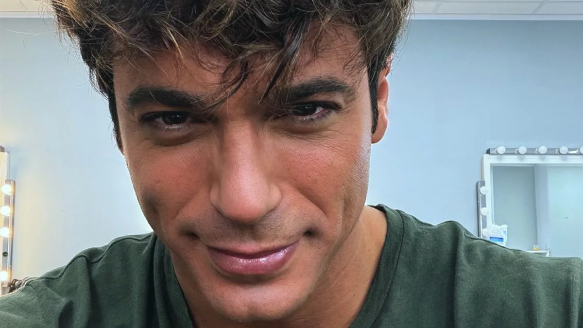 Can Yaman sorprende con un radical cambio de look que no ha dejado indiferente a nadie