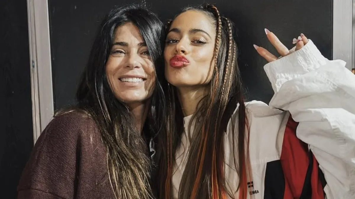 Qué dicen los tremendos mensajes que recibió la mamá de Tini Stoessel en medio de la interna familiar