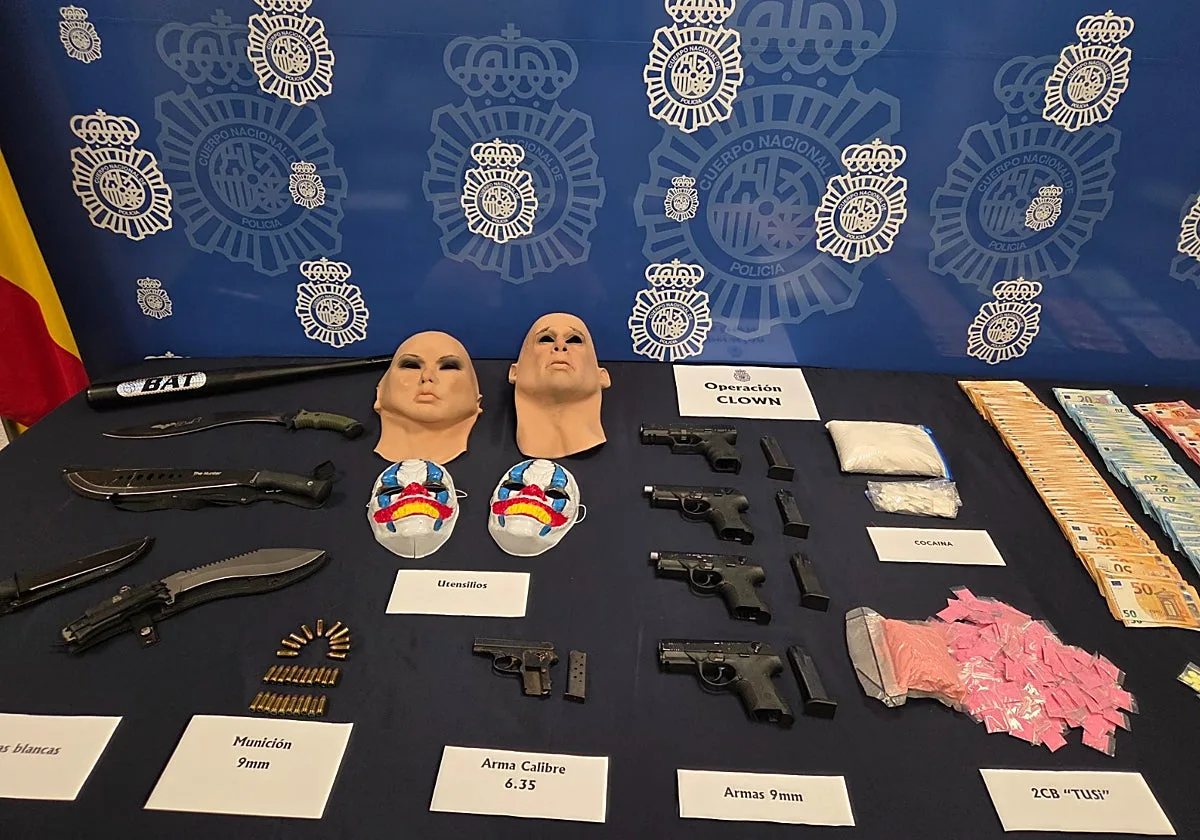 Detenidos en Marbella dos narcos menores de edad con pistolas semiautomáticas