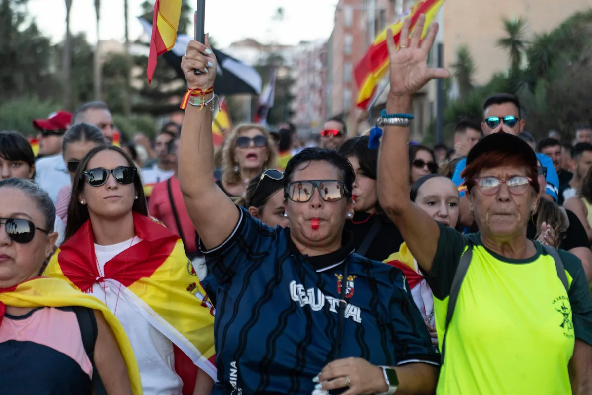 Ceuta se convierte en un polvorín y complica a Sánchez cuando España ya empieza a mirar las elecciones