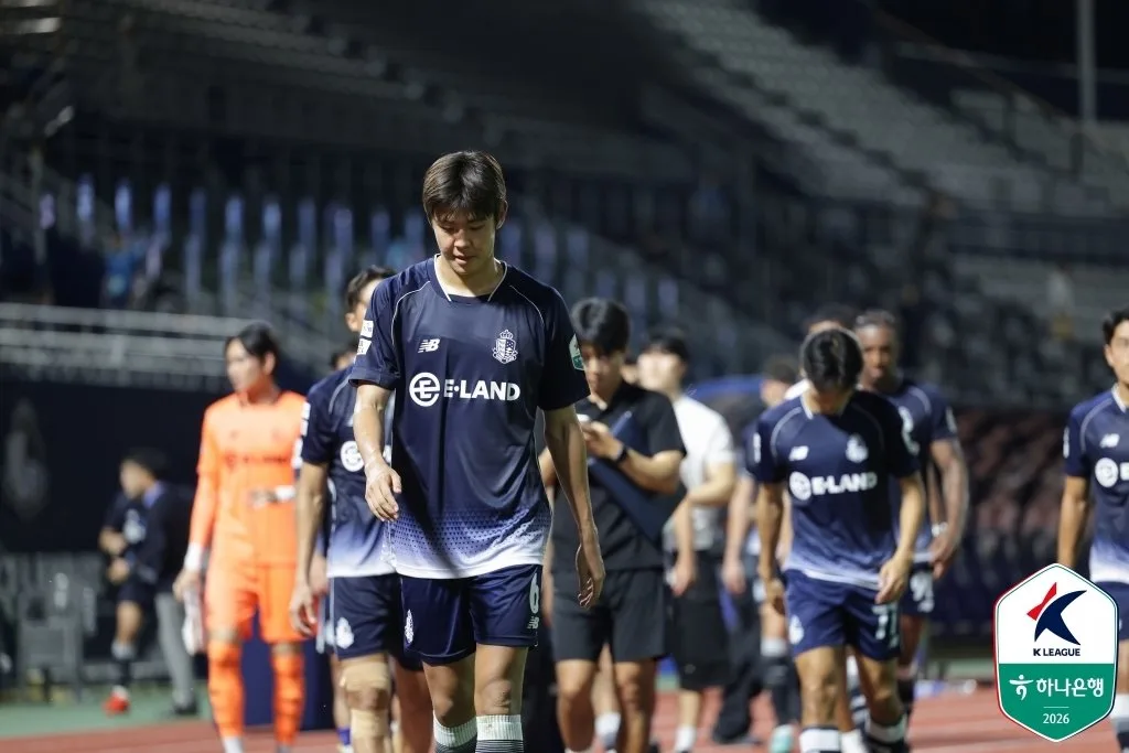 선두 경쟁에 갈 길 바쁜 서울이랜드. 파주와 1-1 무승부
