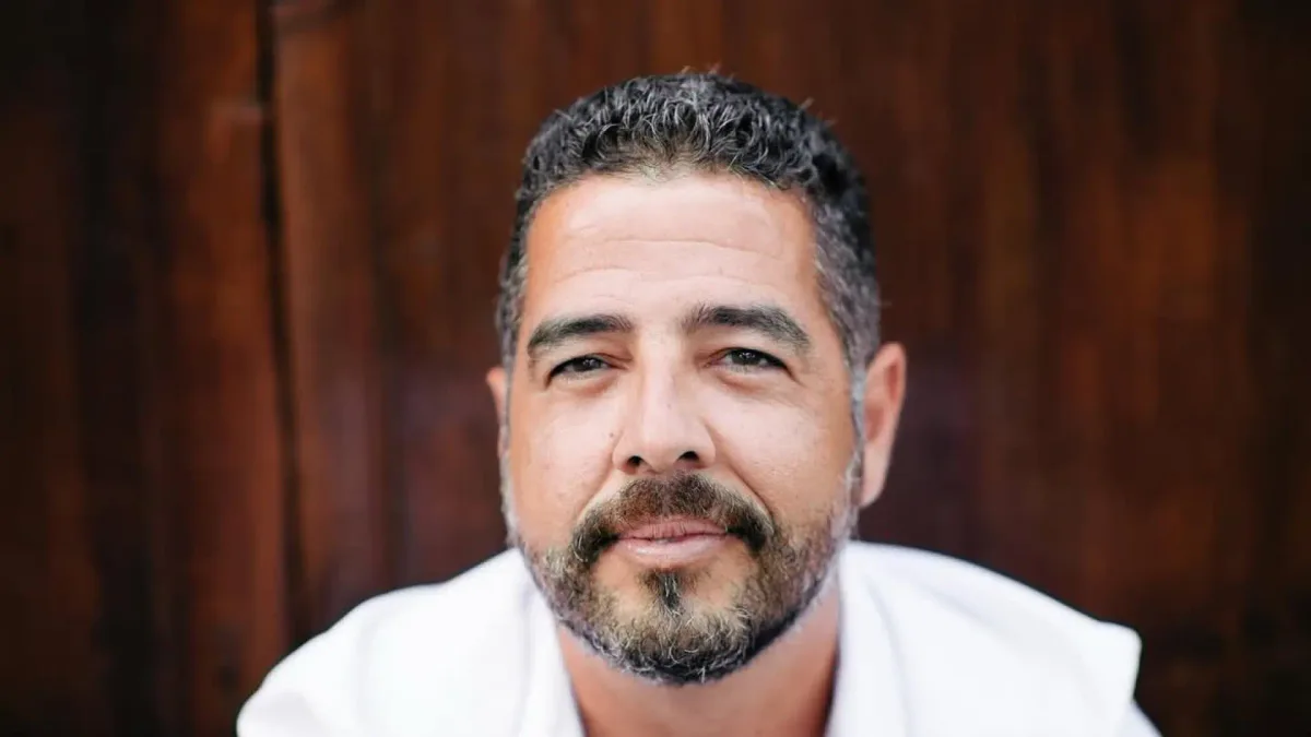 Muere a los 48 años el cantante canario Sergio Alzola, referente de la música caribeña en las islas