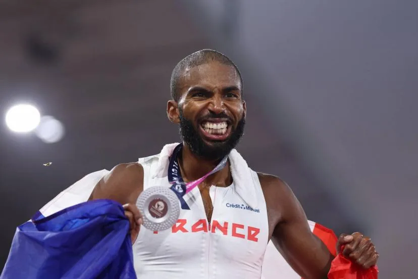 Troisième médaille pour la France : Muhammad Abdallah Kounta en argent sur 400 m aux Championnats d'Europe, Matthew Hudson-Smith sacré