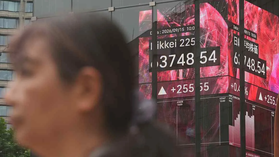 Global bonds follow US Treasuries lower