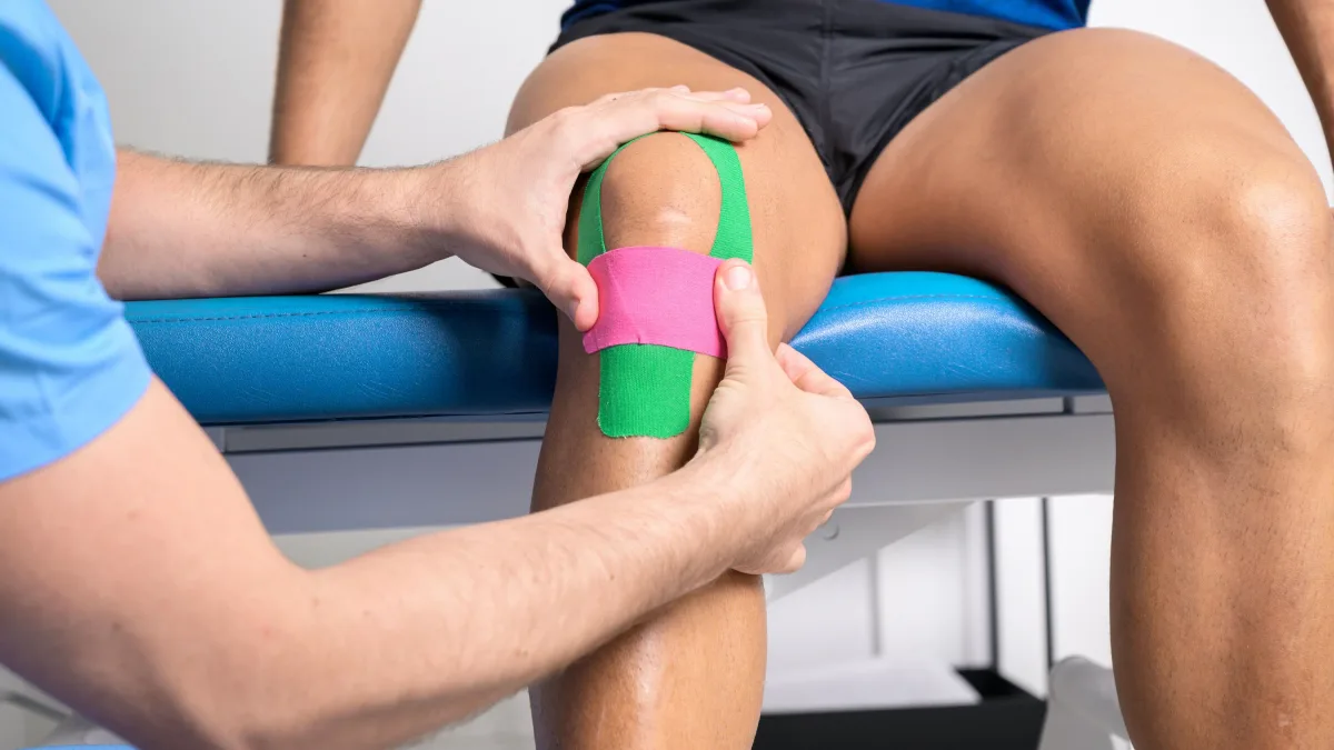 Richtig tapen: Was bringen Kinesiotapes wirklich?