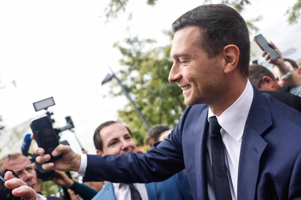 Présidentielle 2027 : Jordan Bardella, un poison lent pour Marine Le Pen