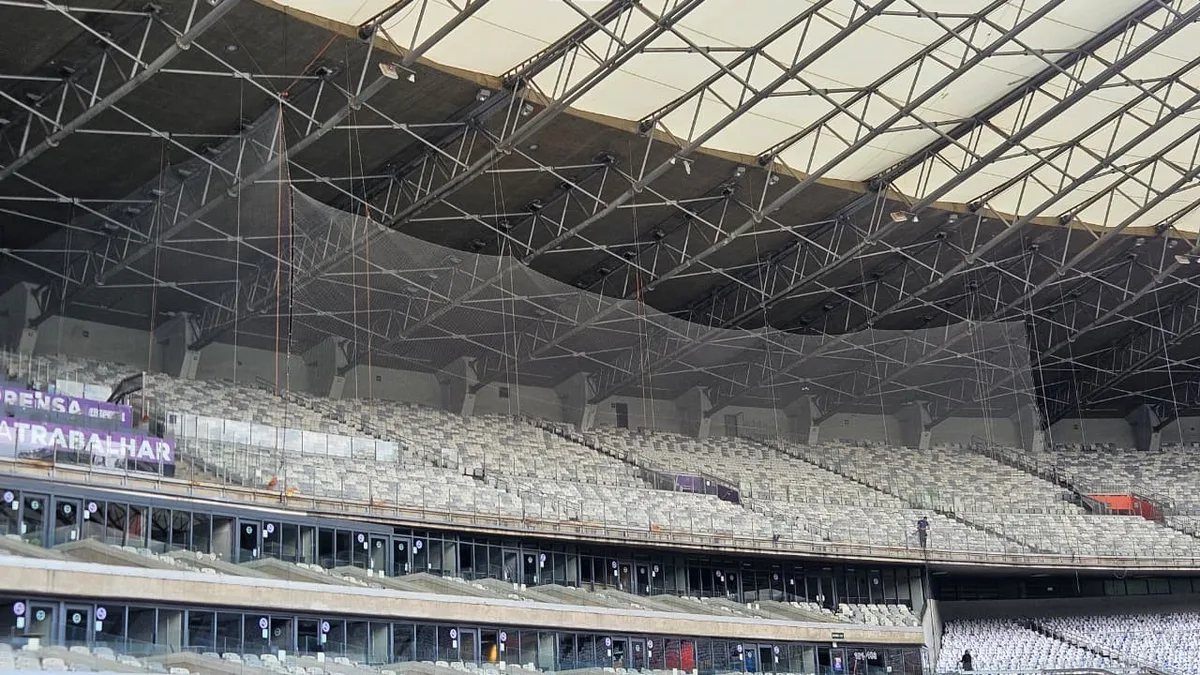 Mosaico, retoque no gramado e tela no setor visitante: veja como está o Mineirão para Cruzeiro x Flamengo