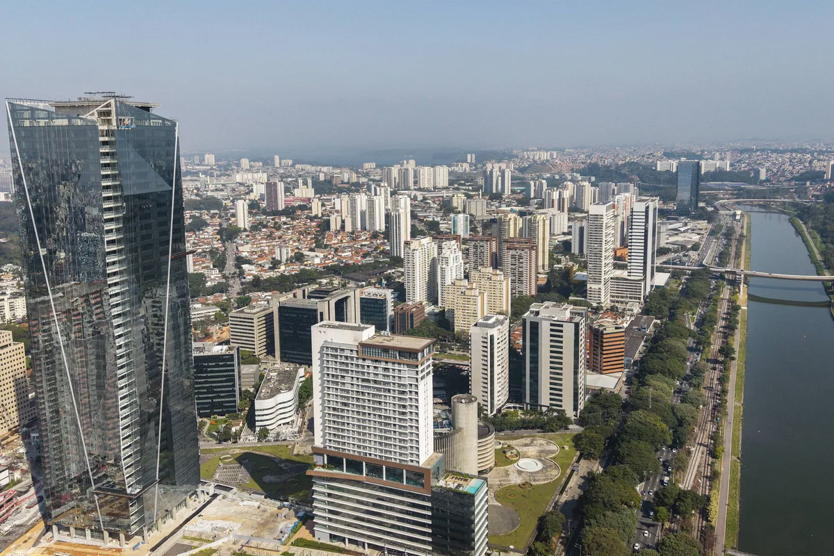 Tem dinheiro para comprar um imóvel à vista? Nem sempre esta é a melhor alternativa