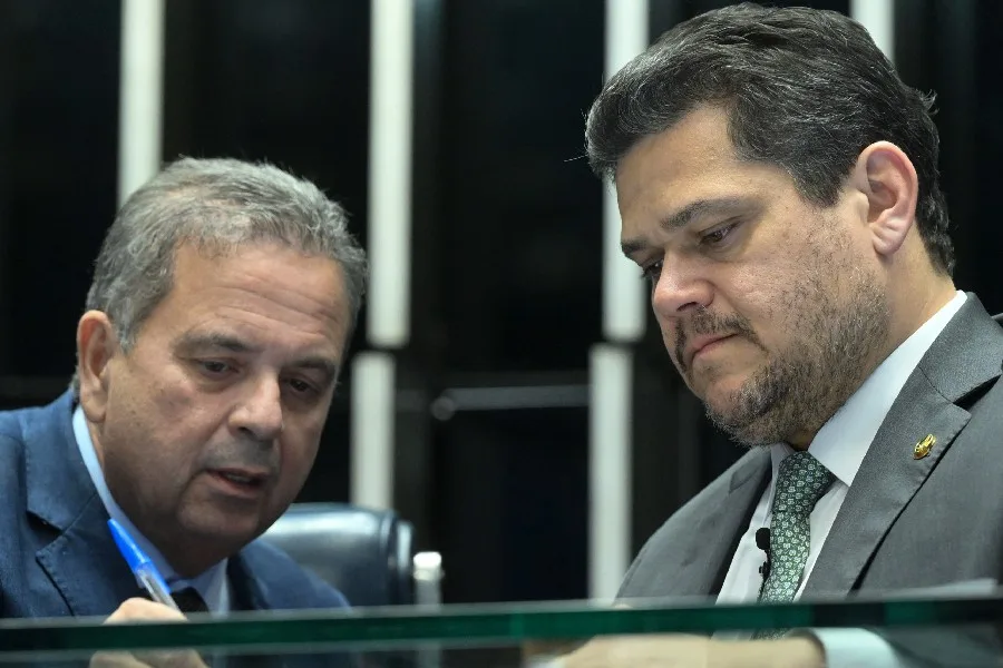 Proposta do PL fica na gaveta enquanto fim da escala 6×1 avança no Senado