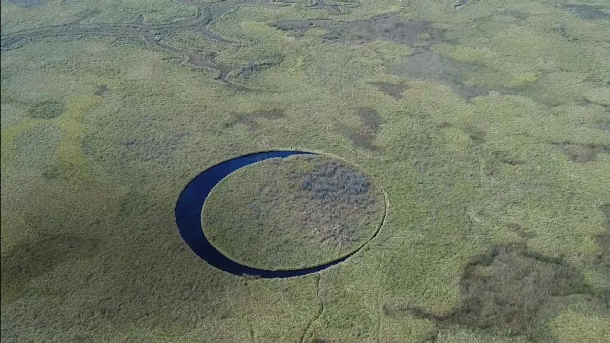 Argentina’s mysterious floating island named ‘EL Ojo’ that appears to rotate on its own