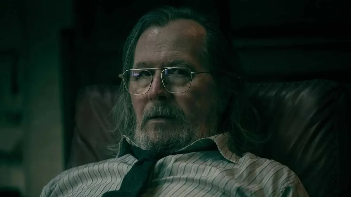 Slow Horses : Gary Oldman l'avoue, il leur arrive d'improviser et de s'éloigner des scripts