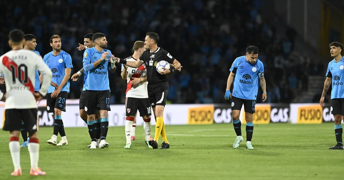 Video: la roja a Belgrano que Dóvalo terminó anulando ante River