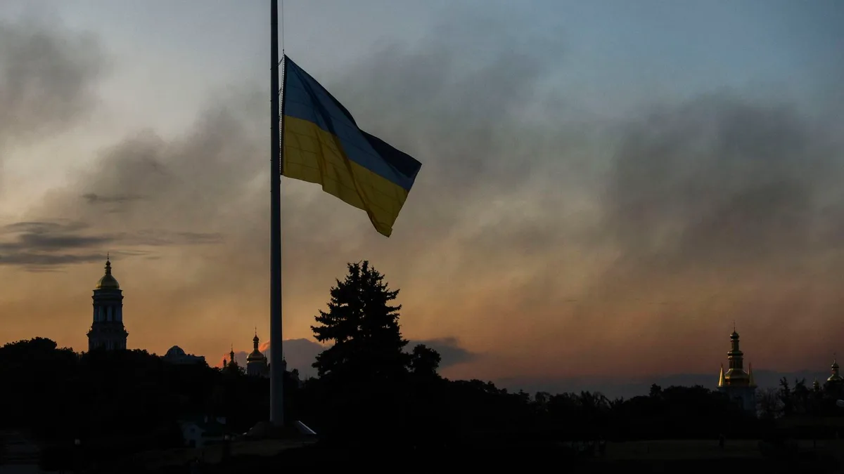Al menos 27 muertos y más de 40 heridos en un ataque ruso contra la región de Kiev