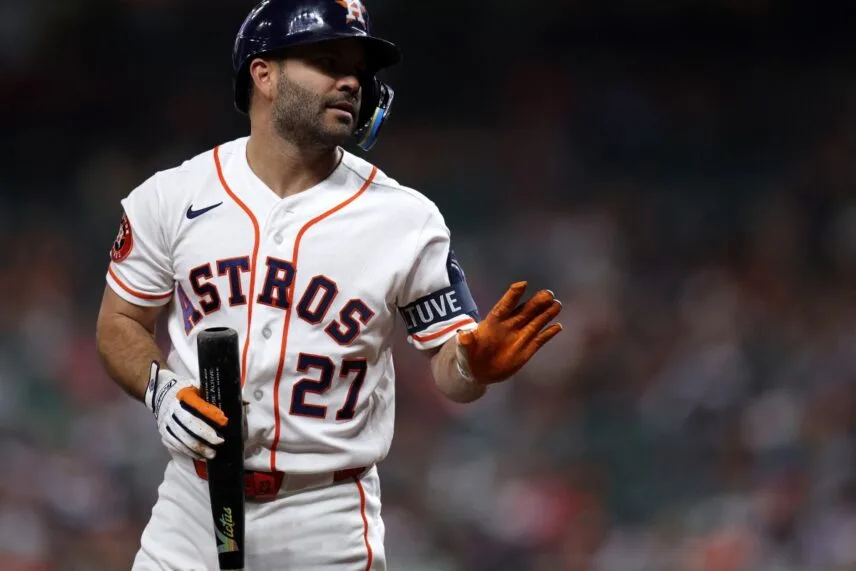 José Altuve sigue alimentando su leyenda entre segunda base de MLB