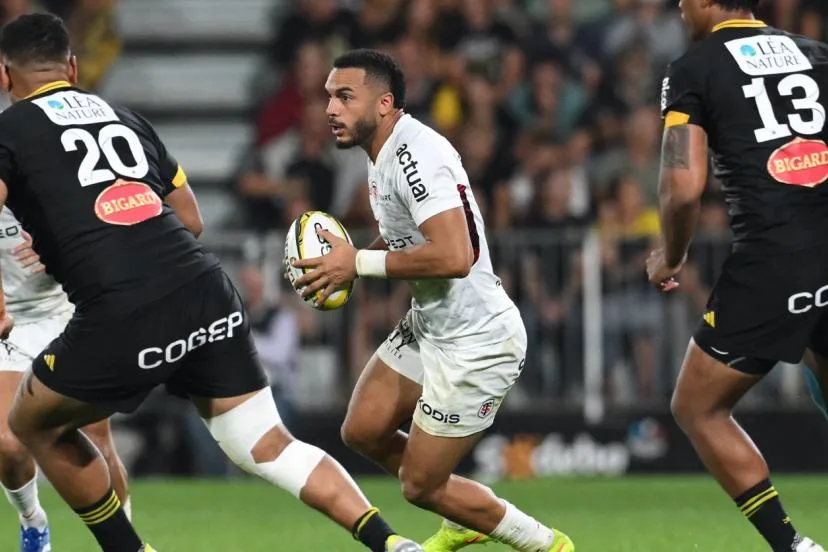 « Il est temps de passer à autre chose » : Matthis Lebel se projette sur la saison de Toulouse et réagit aux départs de Thomas Ramos et François Cros