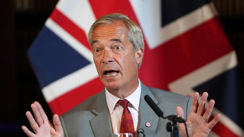 Législative partielle au Royaume-Uni : Nigel Farage opposé au candidat Tête-de-poubelle