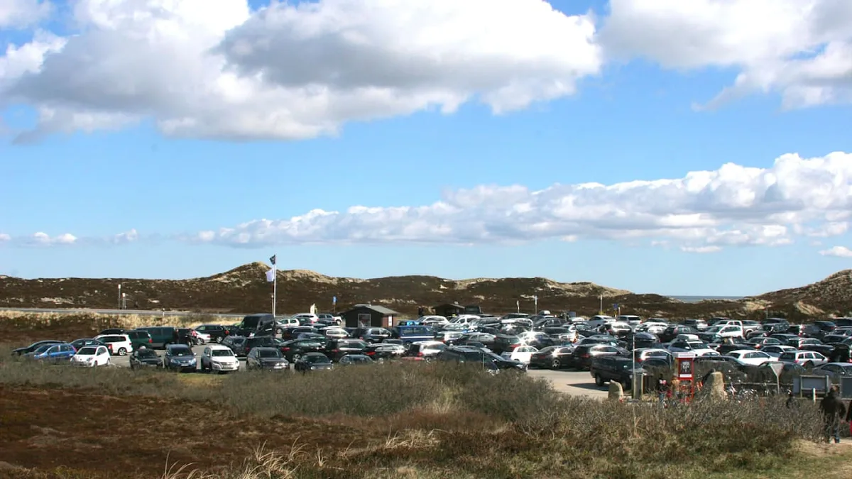Über 100 Euro für wenige Minuten - Teure Parkfallen auf Sylt sorgen für Ärger