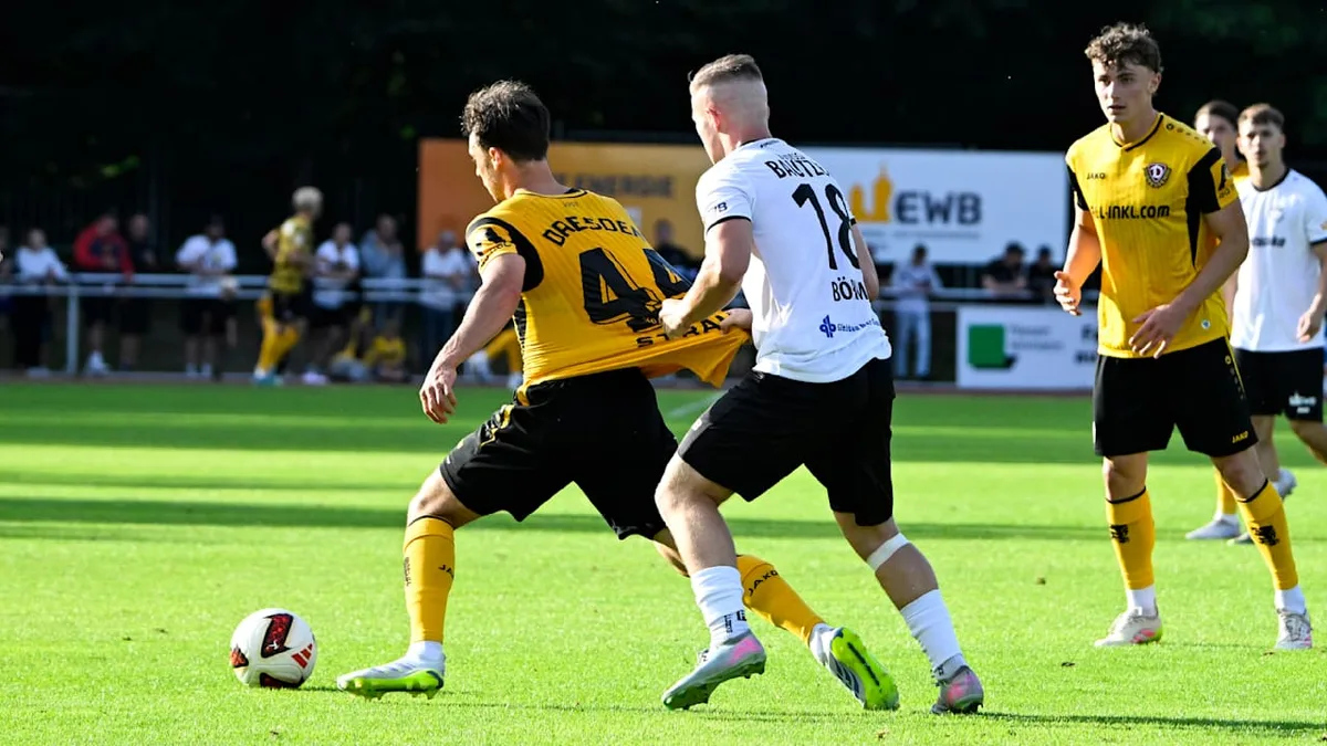 Klage droht - Wilder Wechsel-Zoff im tiefen Fußball-Osten