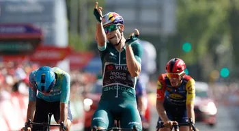 Van Aert é o vencedor do dia na Vuelta