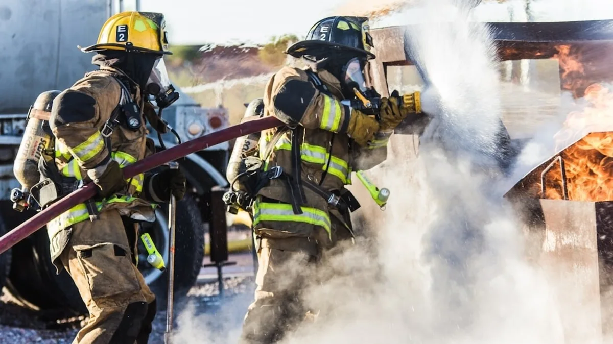 Downtown Dallas fire: Smoke seen across Grand Prairie, Arlington and Duncanville; videos emerge