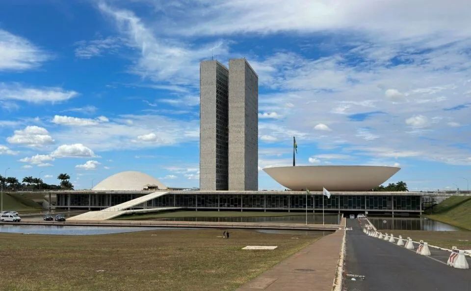 Paraná tem dois suplentes ao Senado entre os candidatos mais ricos do Brasil; veja quem são eles