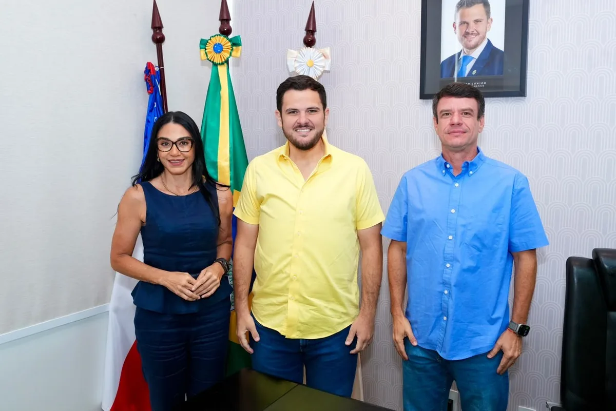 Renato Junior anuncia mudanças na Saúde e na Casa Militar de Manaus; veja novos secretários