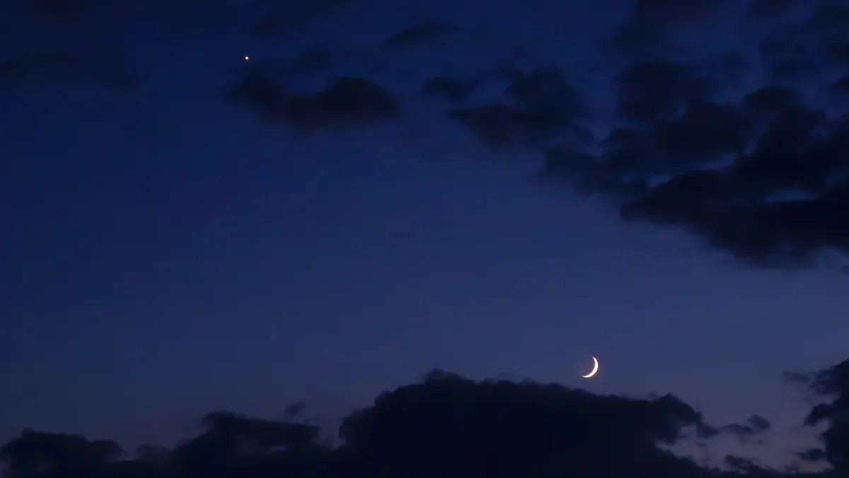 Bright Venus, Mid-Autumn moon to highlight September skies