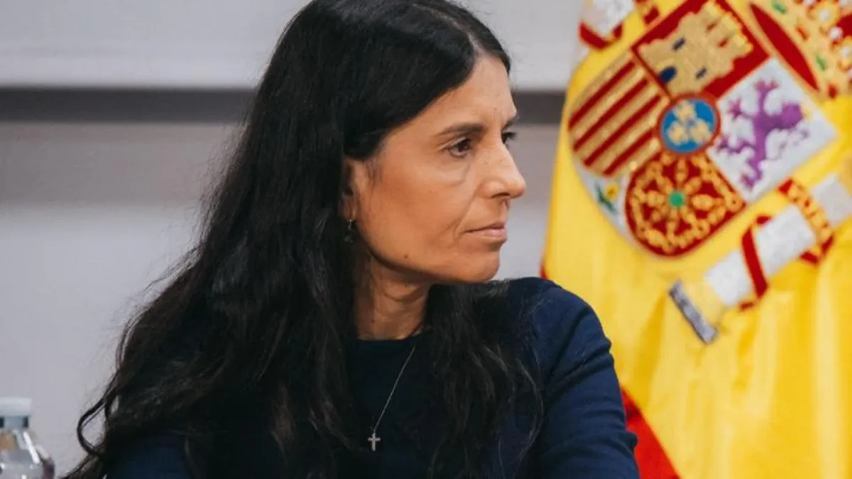 La número dos de Abascal en la lista de Vox al Congreso será Montse Lluis, la negociadora de los pactos con el PP