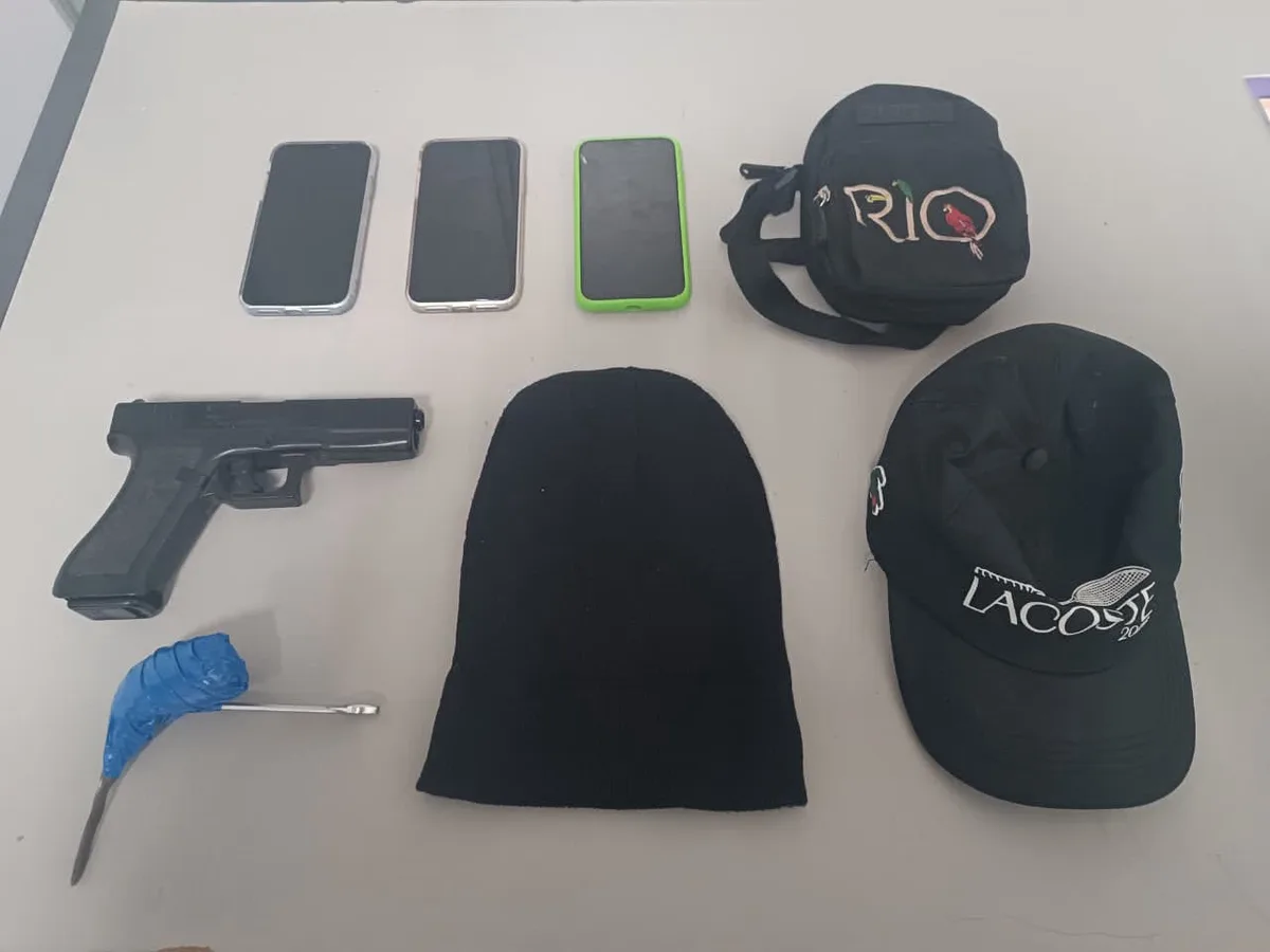 Adolescente é baleado ao tentar furtar moto de policial na Serra