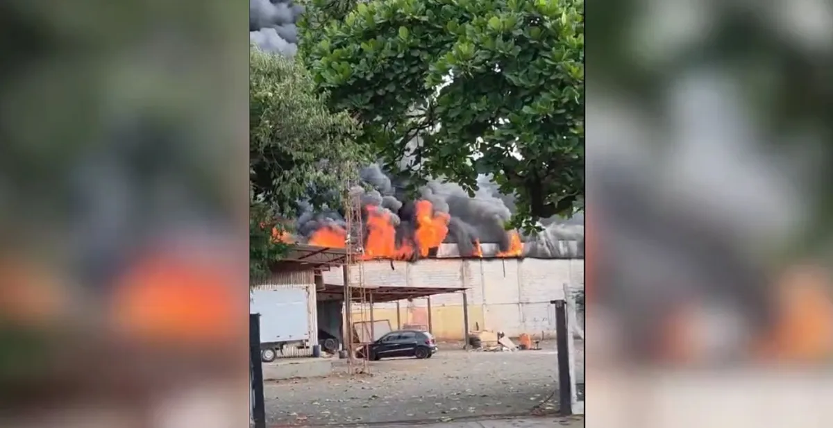 Incêndio atinge fábrica de móveis em Valentim Gentil