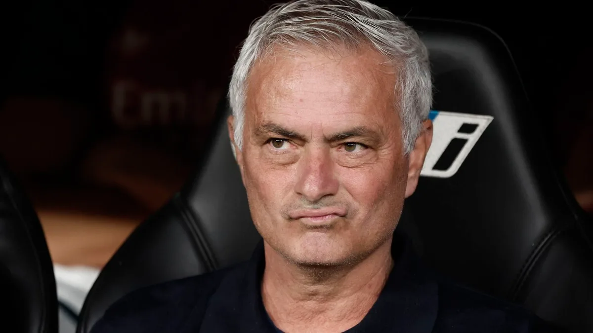 José Mourinho, tras la victoria del Real Madrid contra el Rayo Vallecano: "Yo sabía que el equipo no tenía fuerza ni física ni mental para jugar la segunda parte como la primera. El objetivo era acabar con el Rayo rápido"
