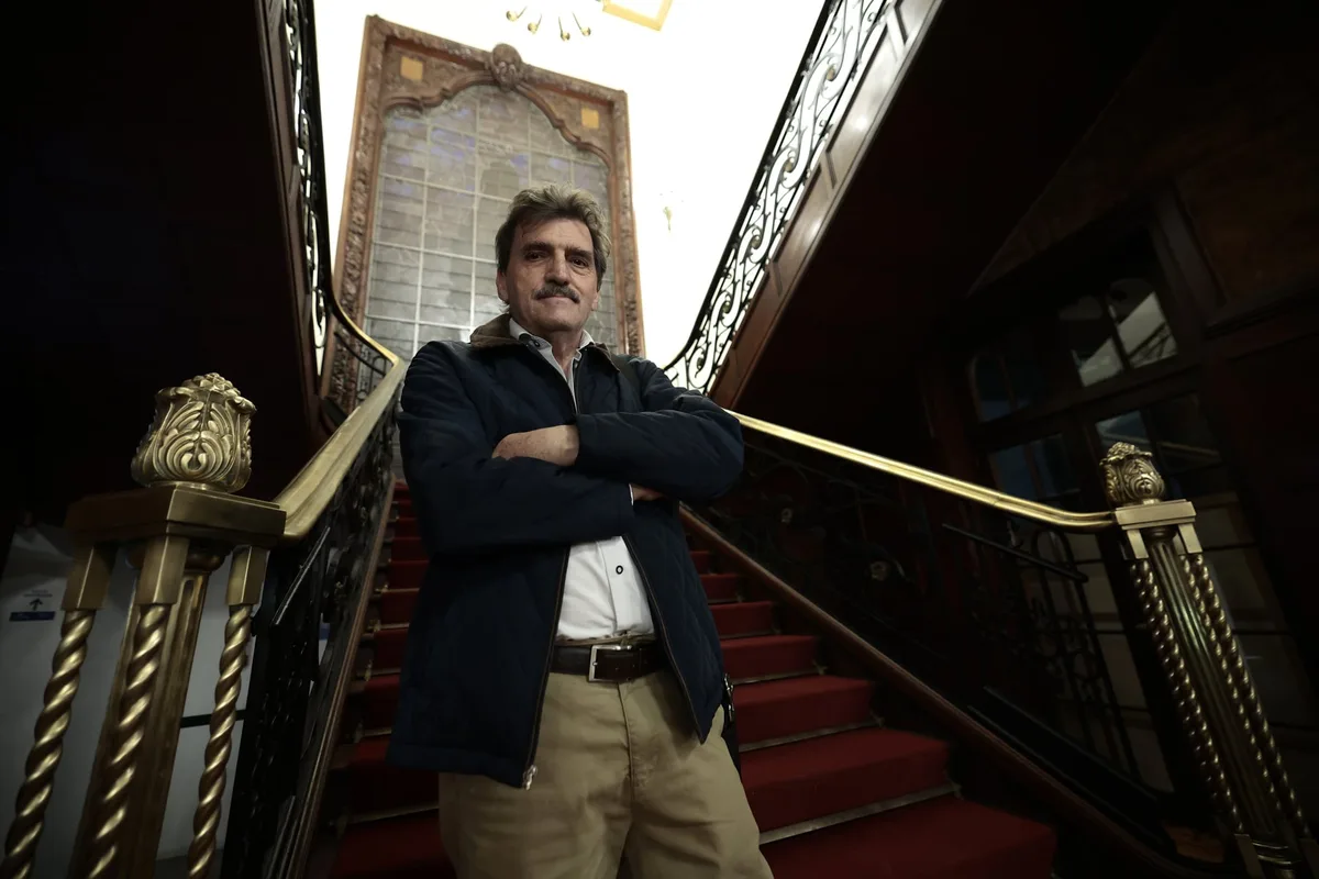 Enrique Serna vuelve a la novela histórica con “El dios hambriento”, relato sobre la rivalidad entre Tlacaélel y Nezahualcóyotl: “El imperio mexica me dejó una mezcla de fascinación y morbo”