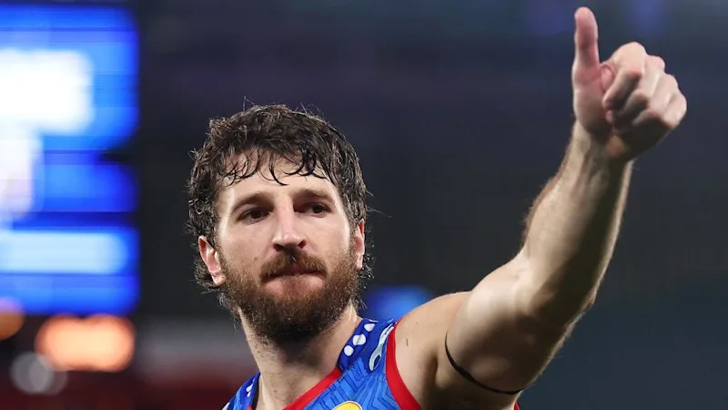 Dogs vs Pies to launch wildcards on Friday; Hawks lock down first AFL double chance since 2018