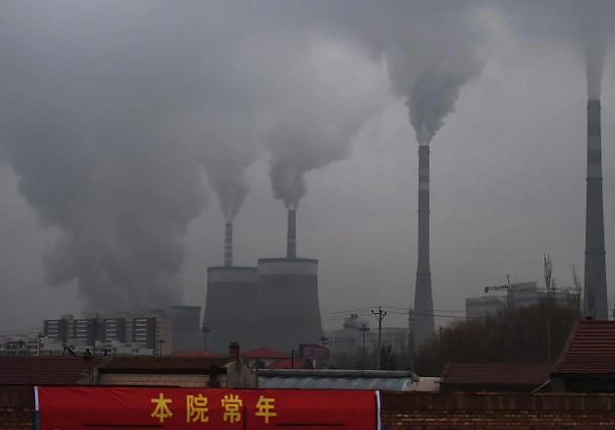 El carbón sale en rescate de la economía mundial por la geopolítica y los desastres naturales