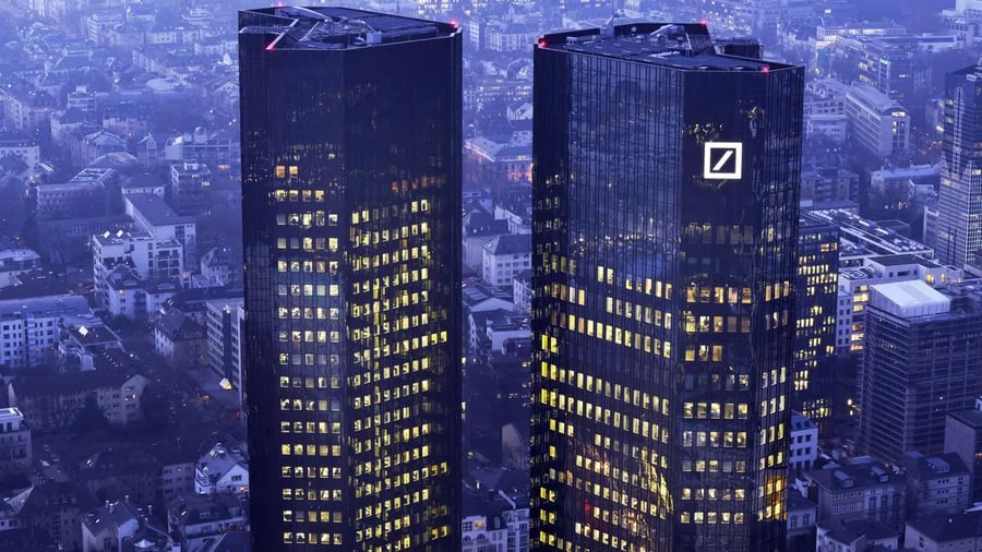 Geldanlage: Mensch statt Roboter: Deutsche Bank wagt Neustart bei der digitalen Vermögensverwaltung
