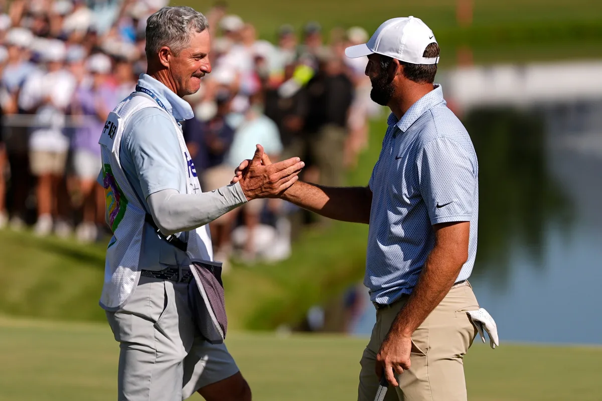 Scheffler back to his dominant self, opens PGA Tour postseason with eight-shot win
