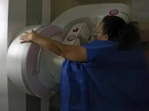 Estudo: IA pode detectar sinais de doenças cardiovasculares ao analisar mamografias