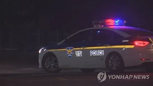 헤어진 옛 연인 위치추적기로 찾아내 차량 감금 40대 구속(종합)