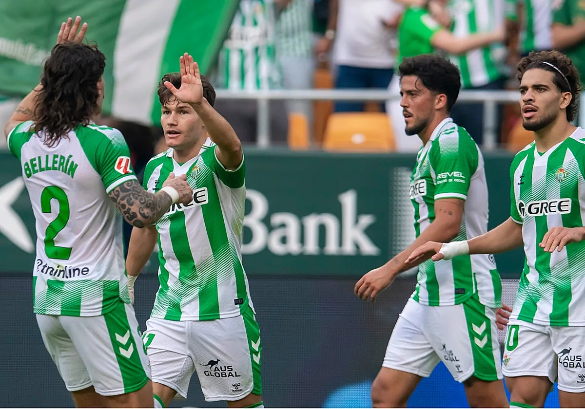 Dónde ver Betis - Barcelona: canal de TV y streaming online del partido de LaLiga EA Sports 2026-2027
