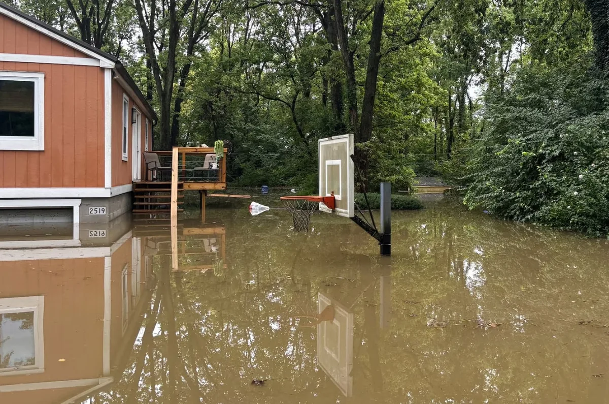 Inundaciones históricas en Indiana: al menos 7 muertos y cientos de evacuados confirmados