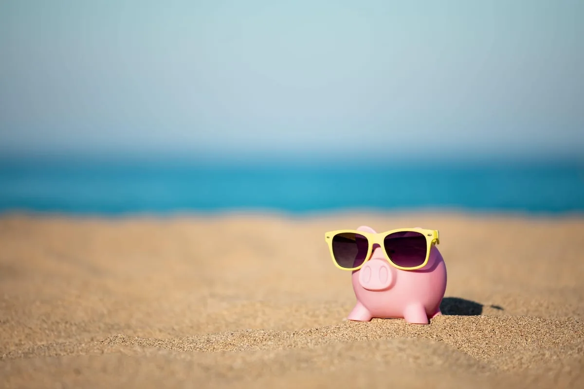 Sun, sea and skint: Holidaymakers ‘struggling to shake off financial concerns’