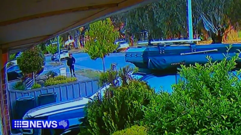 Top cop defends call not to alert public to attempted abduction