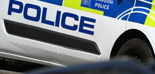 Cambridgeshire: Britische Polizei nimmt zwei Männer an Luftwaffenstützpunkt fest