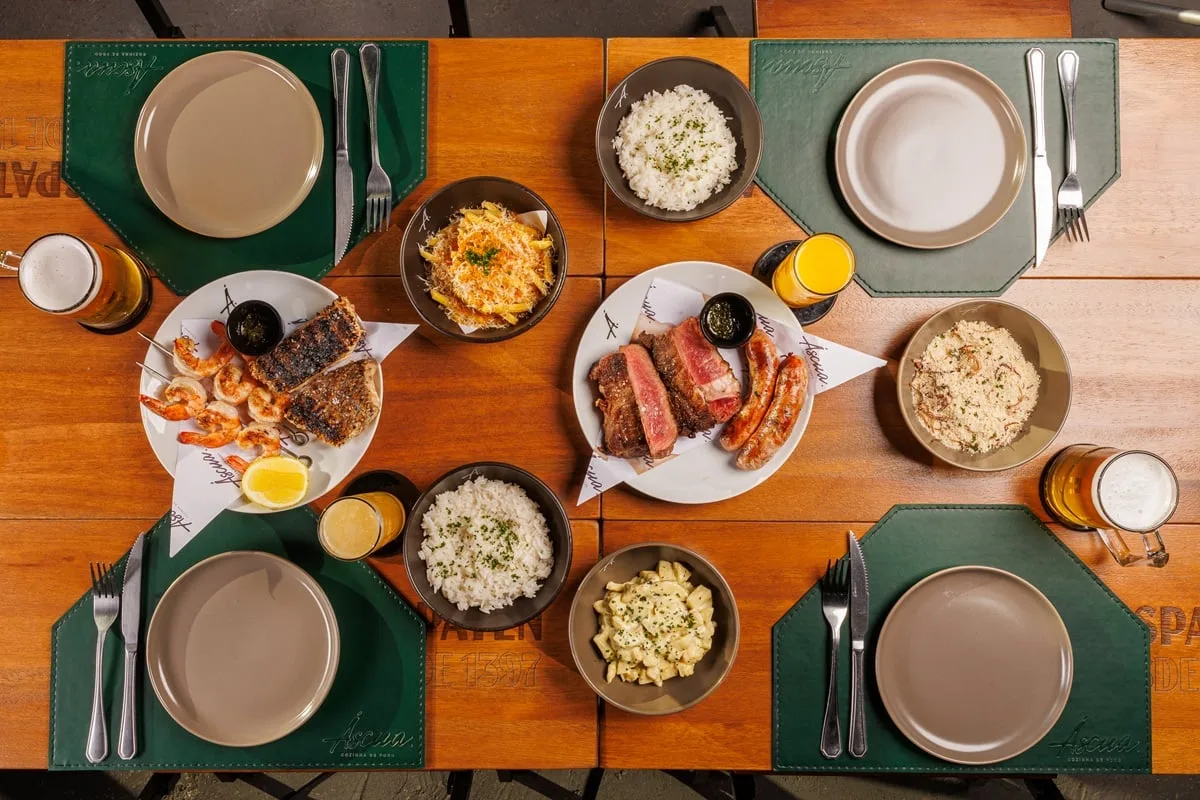 Restaurante de Curitiba apresenta novo menu e aposta em pratos generosos para compartilhar