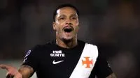 Vasco aguarda Justiça para fechar reforços em semana decisiva da janela